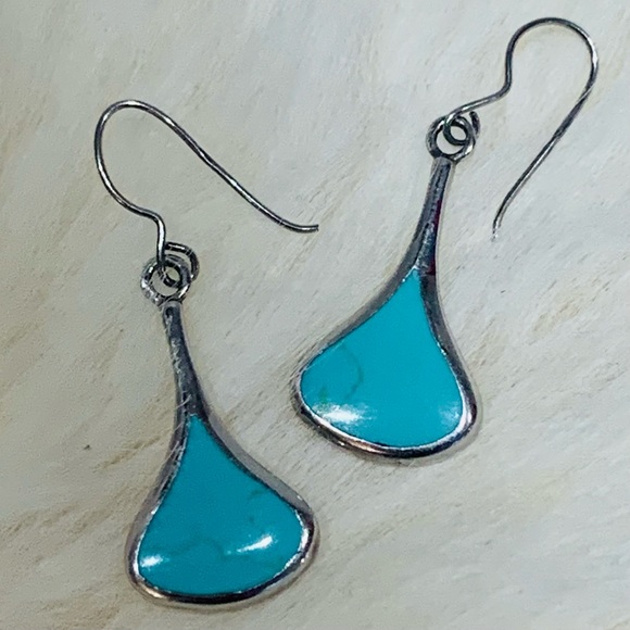 Turquoise and 925 Silver Dangle Teardrop Earrings - Picture 11 of 11